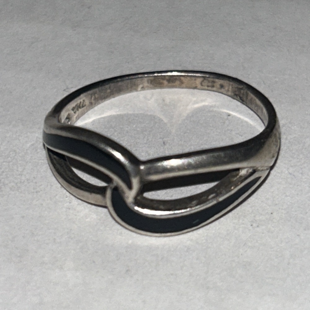 Marsala 925 Sterling Silver Enameled Infinity Ring Size 7-1/2 H1
